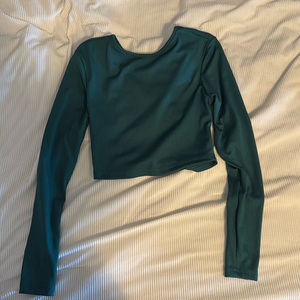 Open back long sleeve crop top never worn